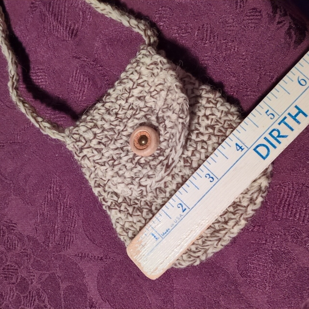 Handmade Crochet Tiny Bag with Antique Button 100% Virgin Wool Oak Tweed - Picture 9 of 10